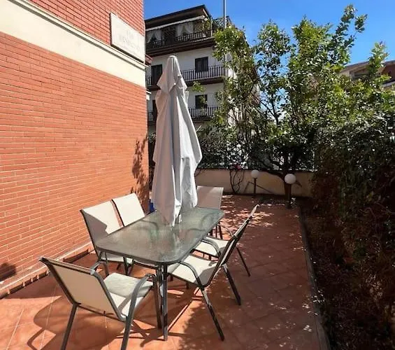 Delizioso A 5 Minuti Dalla Metro A Apartment *